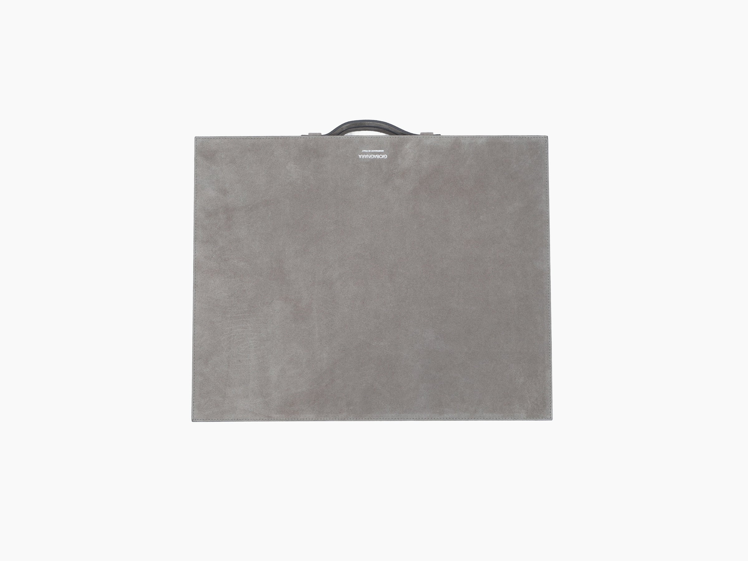 Closed Bond backgammon case in grey suede with a top handle